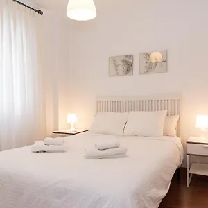 Like - Museo Apartamento Sevilla